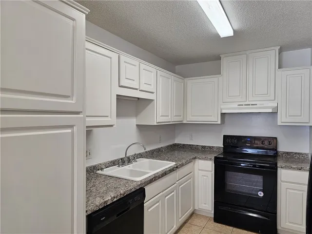 $220,000 | 214 Nell Leone Drive, Brunswick, GA 31520