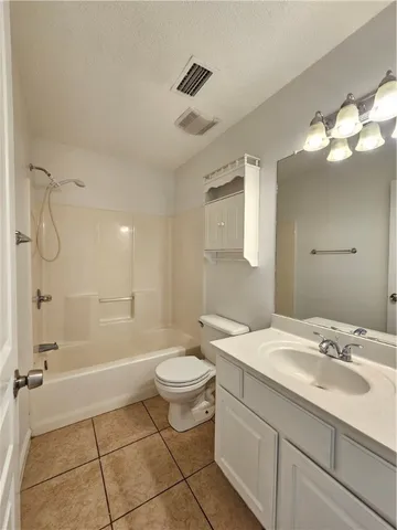 $220,000 | 214 Nell Leone Drive, Brunswick, GA 31520