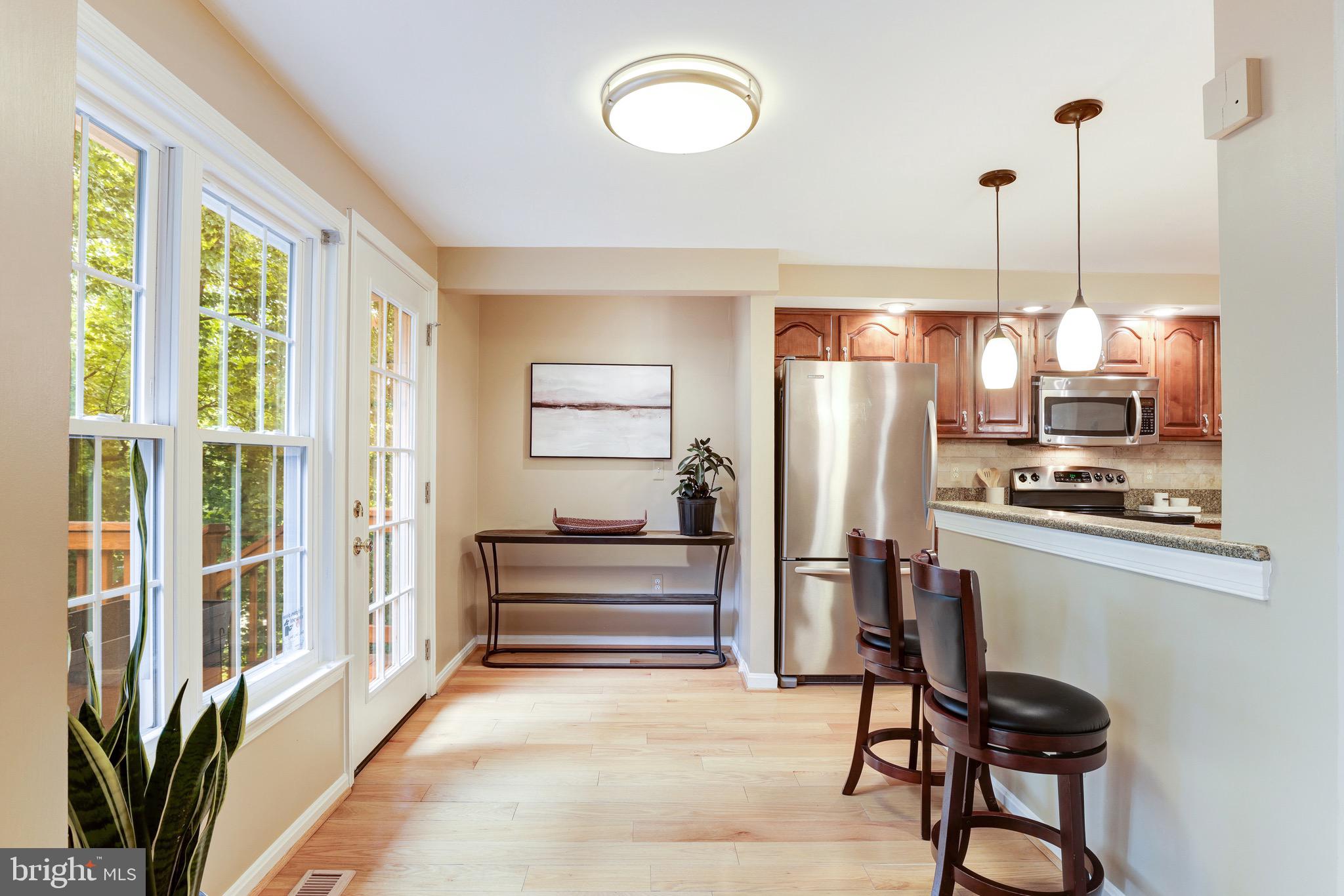 1522 Deer Point Way Reston, VA 20194 - Photo 14 of 51