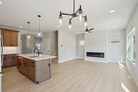 $575,000 | 216 Cardinal Lane, Sauk City, WI 53583