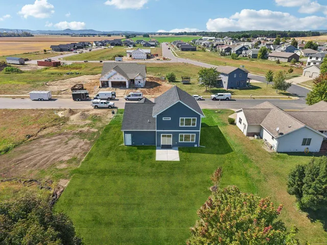 $575,000 | 216 Cardinal Lane, Sauk City, WI 53583