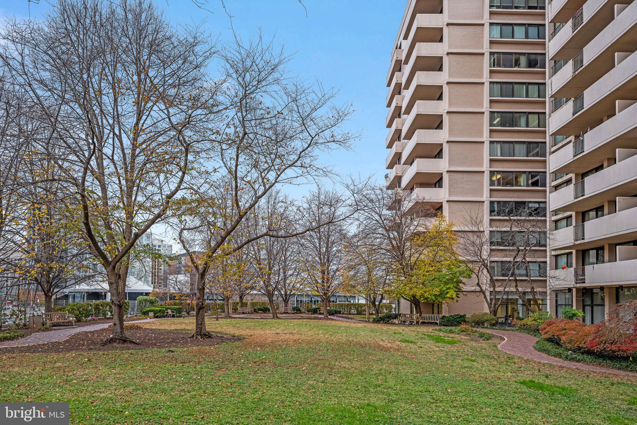 4141 North Henderson Road, Unit 702 Arlington, VA 22203 - Photo 52 of 69