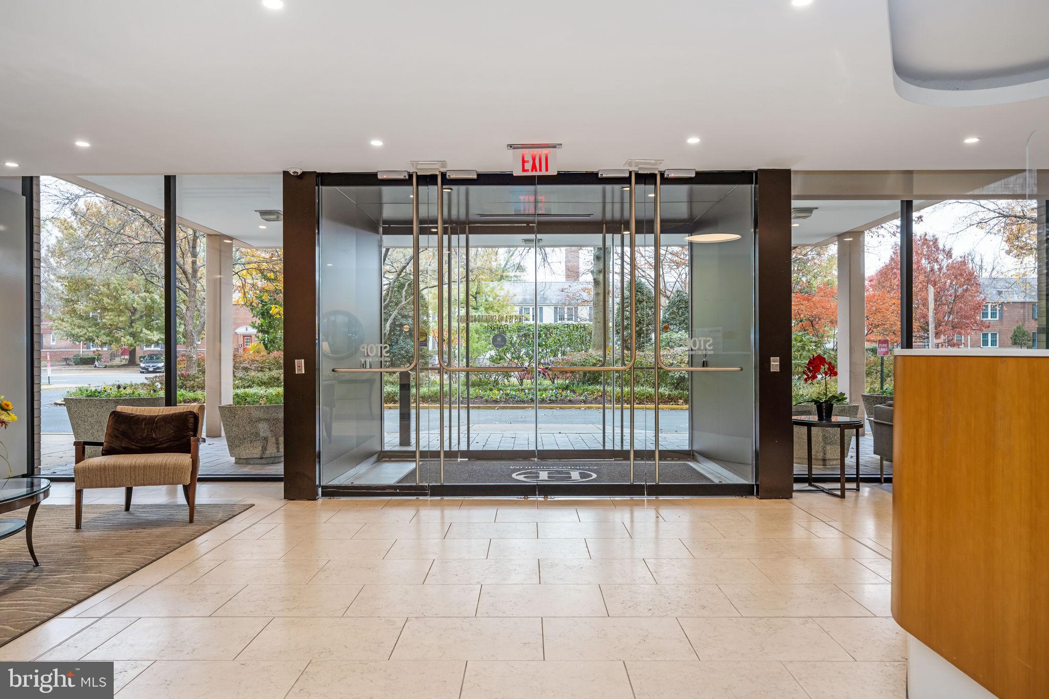 4141 North Henderson Road, Unit 702 Arlington, VA 22203 - Photo 10 of 69