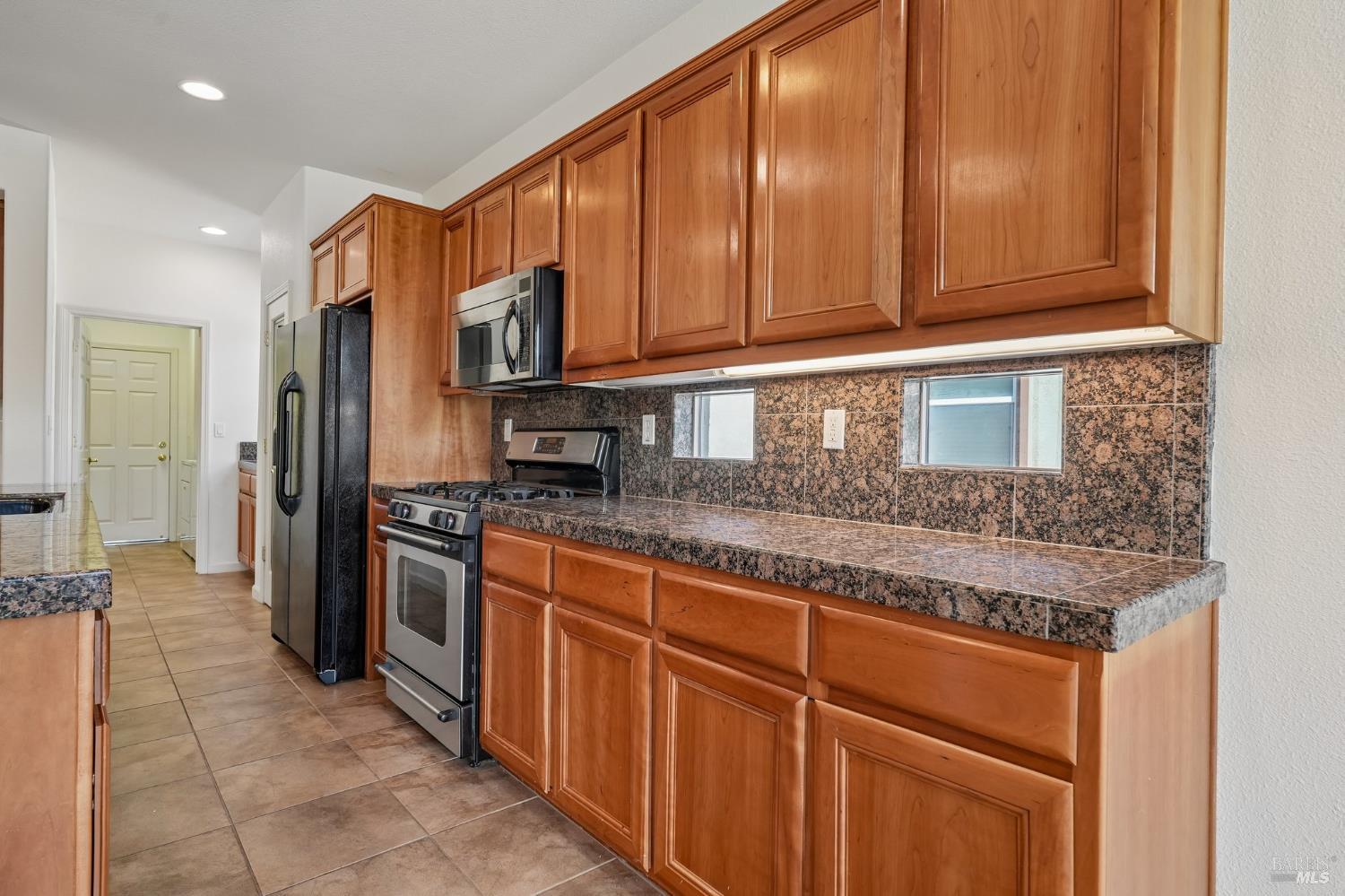 255 Rivercliff Drive Rio Vista, CA 94571 - Photo 13 of 30