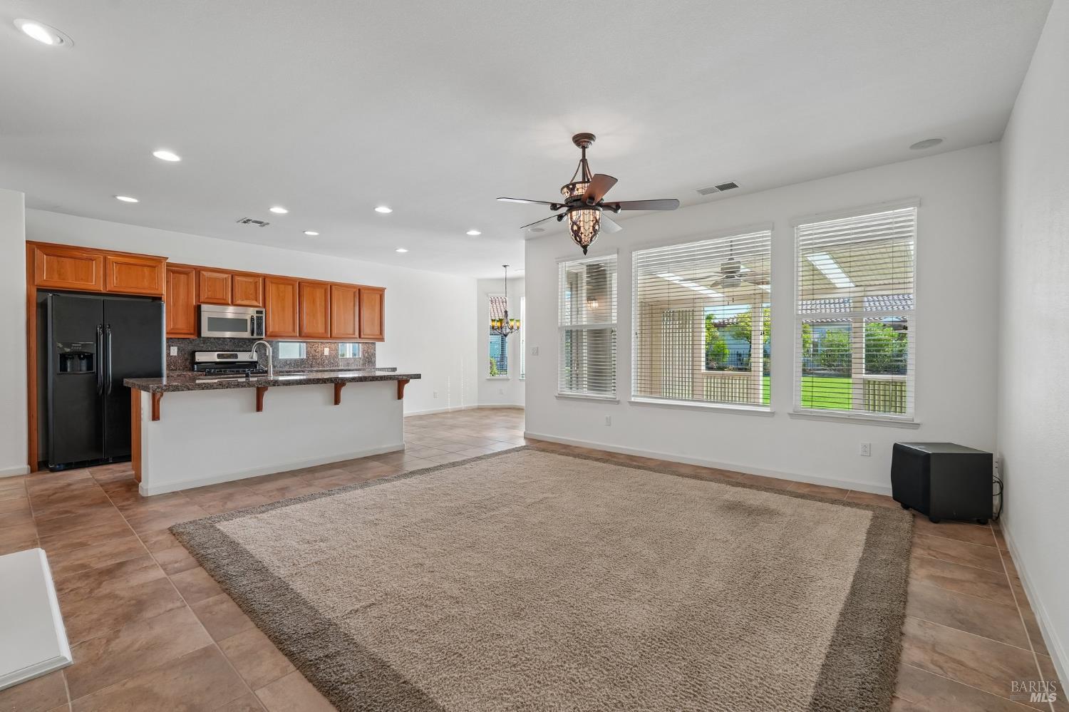 255 Rivercliff Drive Rio Vista, CA 94571 - Photo 6 of 30
