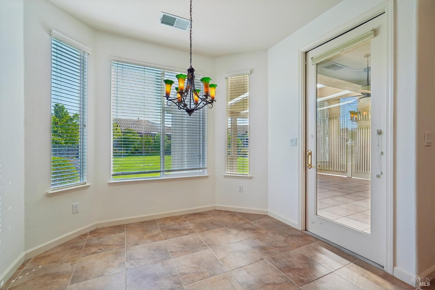 255 Rivercliff Drive Rio Vista, CA 94571 - Photo 9 of 30