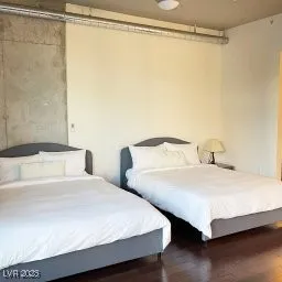 $1,850 | 353 East Bonneville Avenue, Unit 205, Las Vegas, NV 89101