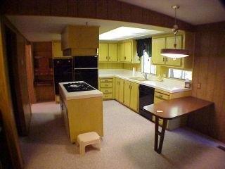 160 Parque Recrero Rohnert Park, CA 94928 - Photo 4 of 8 Gallery Image 4