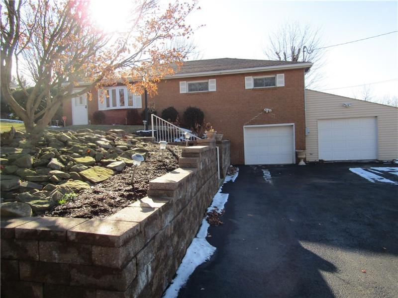 787 Youngstown Ridge Road Latrobe, PA 15650 - Photo 3 of 25 Gallery Image 3