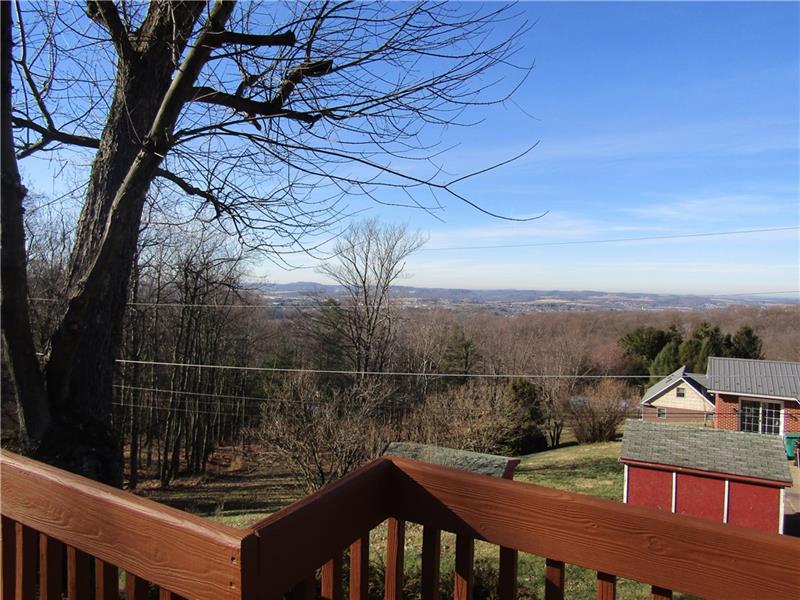 787 Youngstown Ridge Road Latrobe, PA 15650 - Photo 4 of 25 Gallery Image 4
