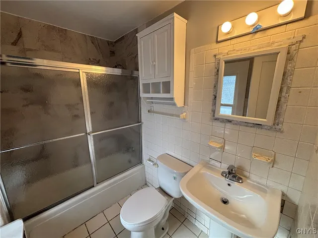 $179,900 | 144 Ruth Avenue, Syracuse, NY 13210