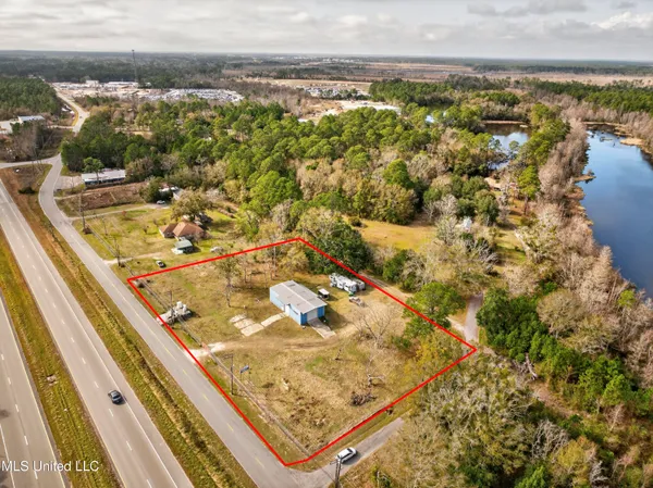 $249,000 | 8735 Old Stage Road, Moss Point, MS 39562