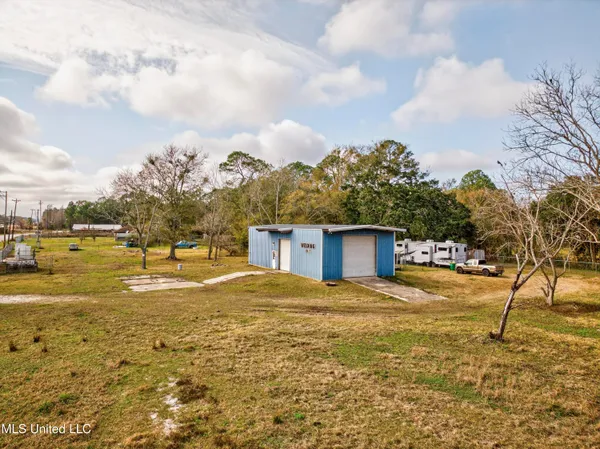 $249,000 | 8735 Old Stage Road, Moss Point, MS 39562