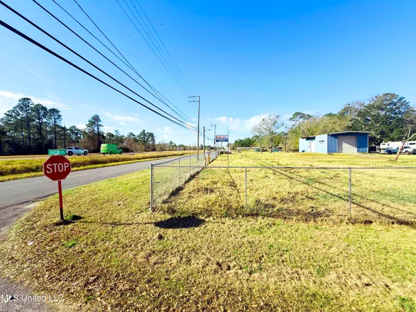 $249,000 | 8735 Old Stage Road, Moss Point, MS 39562