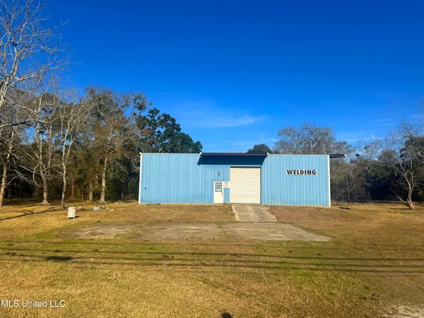 $249,000 | 8735 Old Stage Road, Moss Point, MS 39562