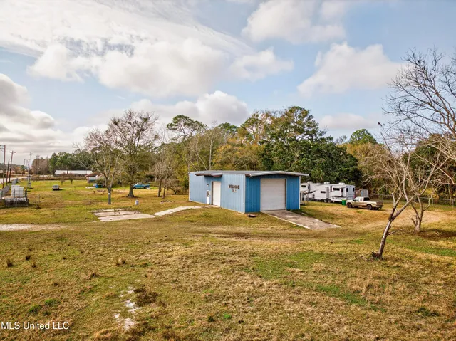 $299,000 | 8735 Old Stage Road, Moss Point, MS 39562