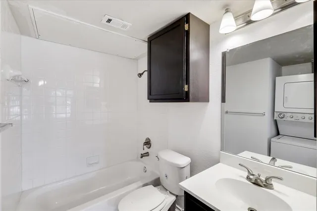 $85,555 | 9831 Walnut Street, Unit 212, Dallas, TX 75243