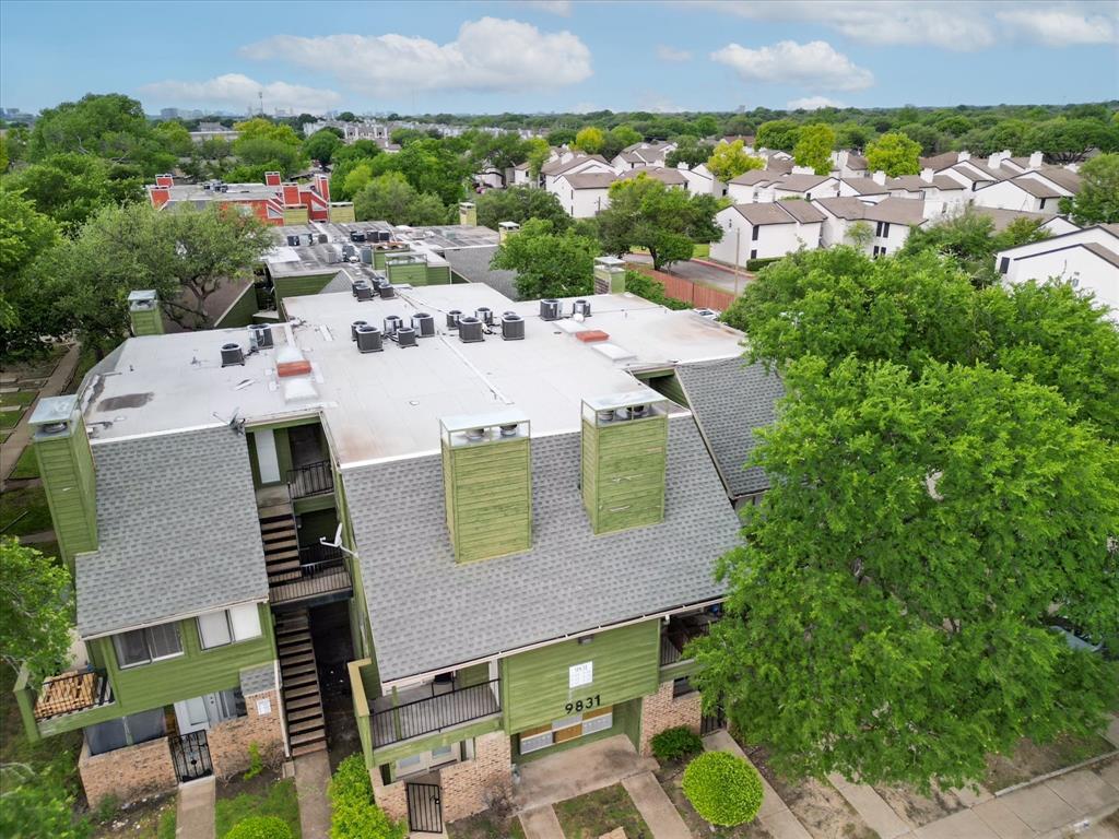 9831 Walnut Street, Unit 212 Dallas, TX 75243 - Photo 26 of 27 Birds eye view of property