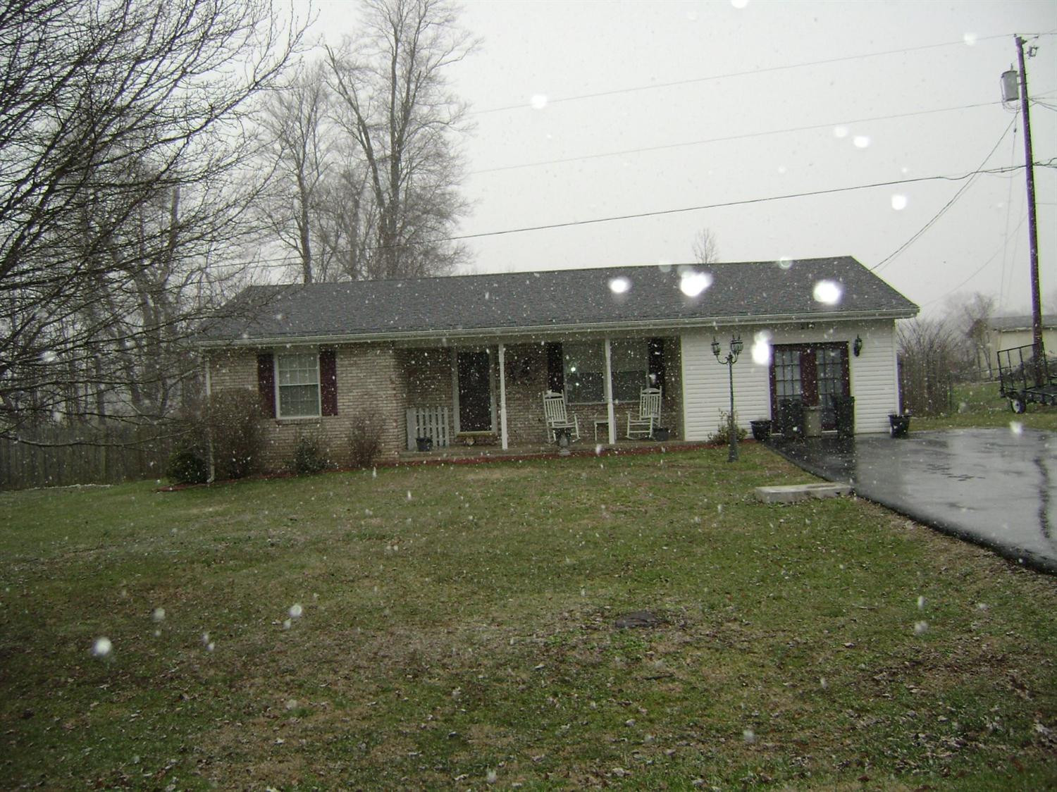 210 Tabor Road Jeffersonville, KY 40337 - Photo 3 of 24 Photo 3