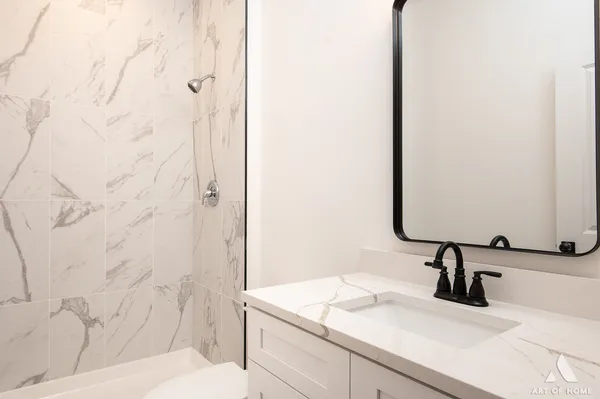 $749,900 | 10649 South Sawyer Avenue, Chicago, IL 60655