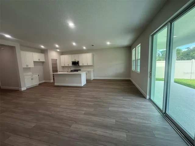 $3,200 | 12132 Cattleside Drive, Riverview, FL 33579