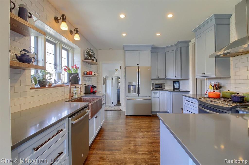 1017 Lake Shore Road Grosse Pointe Shores, MI 48236 - Photo 19 of 55