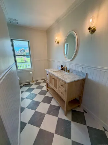 $849,900 | 200 North Main Street, East Granby, CT 06026