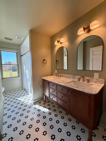 $849,900 | 200 North Main Street, East Granby, CT 06026