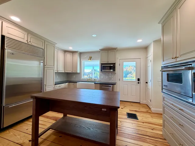 $849,900 | 200 North Main Street, East Granby, CT 06026