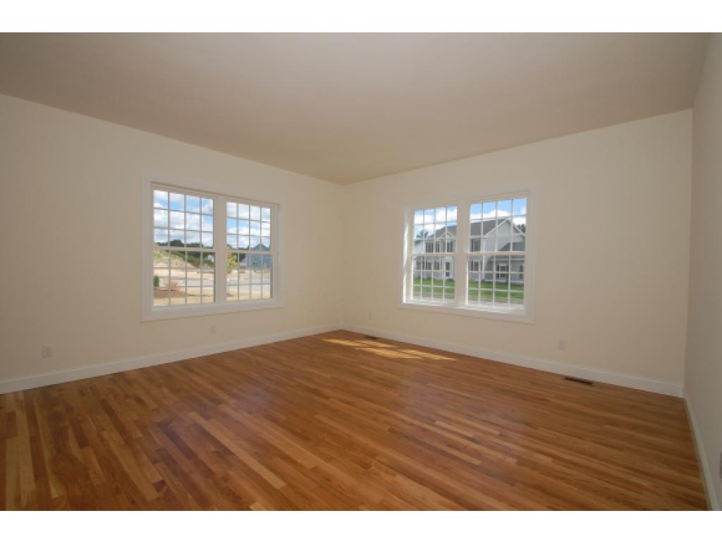 145 Windswept Road Manchester, NH 03109 - Photo 12 of 21