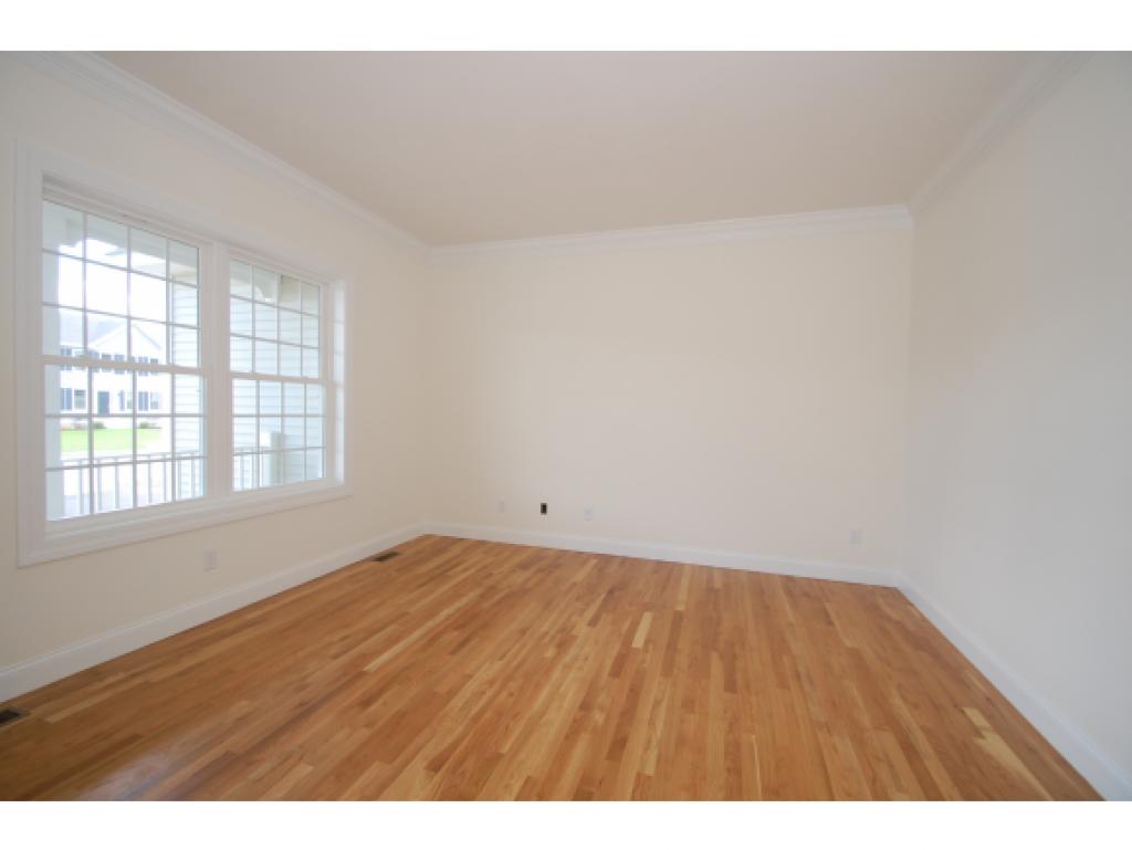 145 Windswept Road Manchester, NH 03109 - Photo 13 of 21