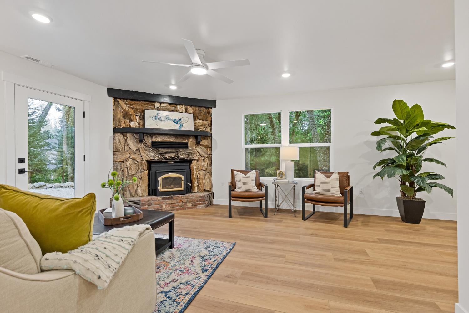 11000 Bubbling Wells Road Grass Valley, CA 95945 - Photo 14 of 43