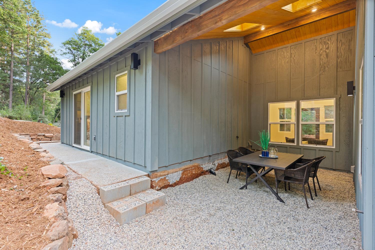 11000 Bubbling Wells Road Grass Valley, CA 95945 - Photo 32 of 43