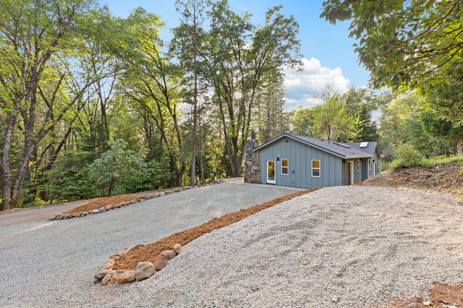 11000 Bubbling Wells Road Grass Valley, CA 95945 - Photo 35 of 43