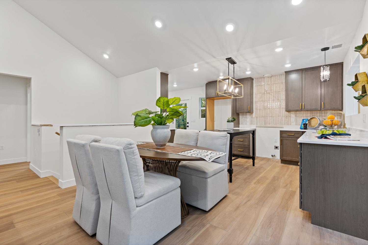 11000 Bubbling Wells Road Grass Valley, CA 95945 - Photo 8 of 43