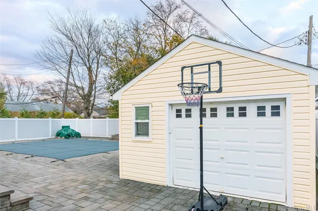 a black and white photo of a room