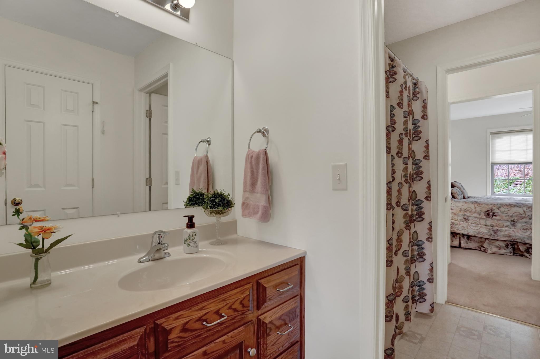 144 Rexmont Road Lebanon, PA 17042 - Photo 28 of 42 Full Bathroom