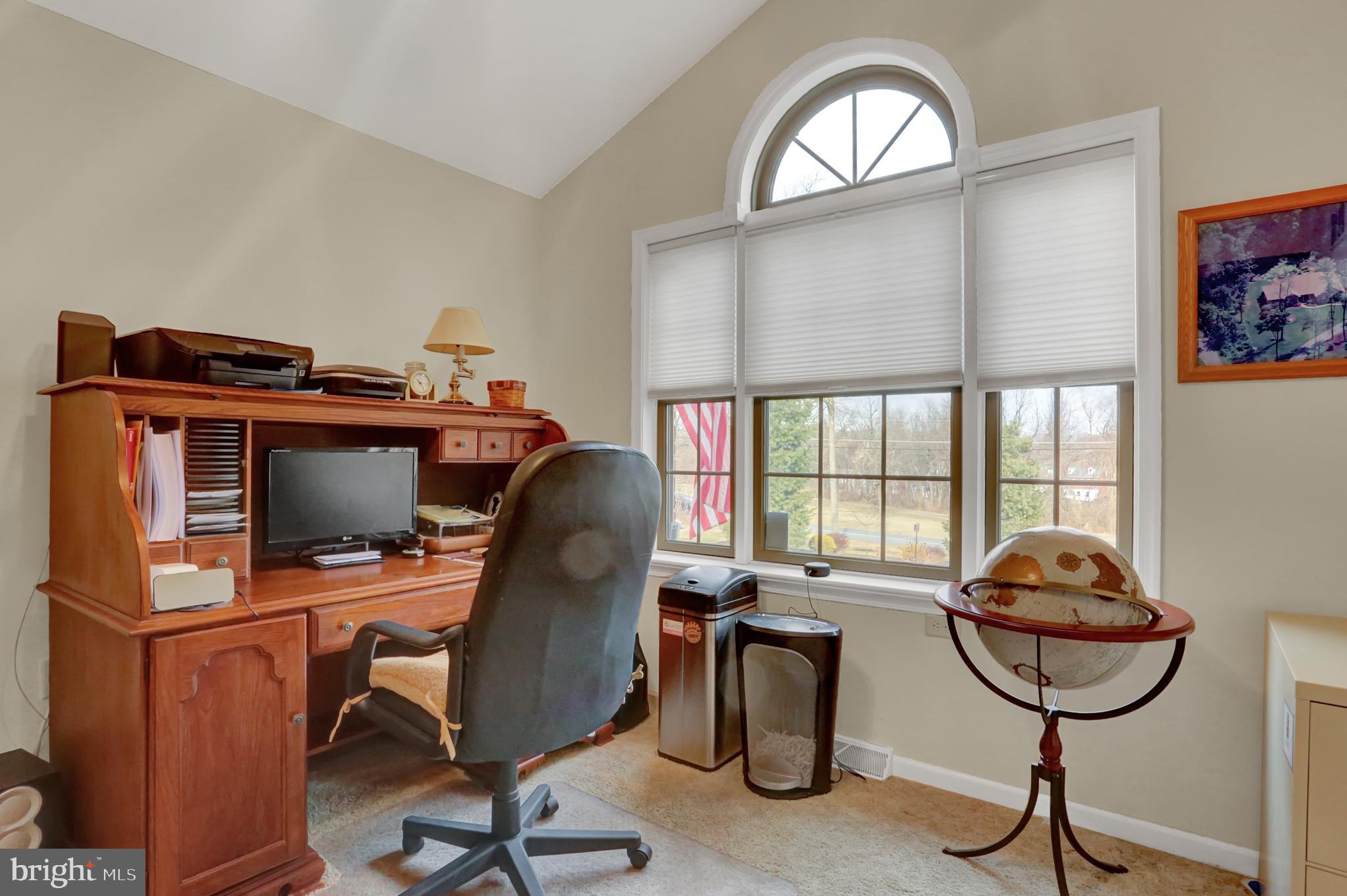 144 Rexmont Road Lebanon, PA 17042 - Photo 31 of 42 Office