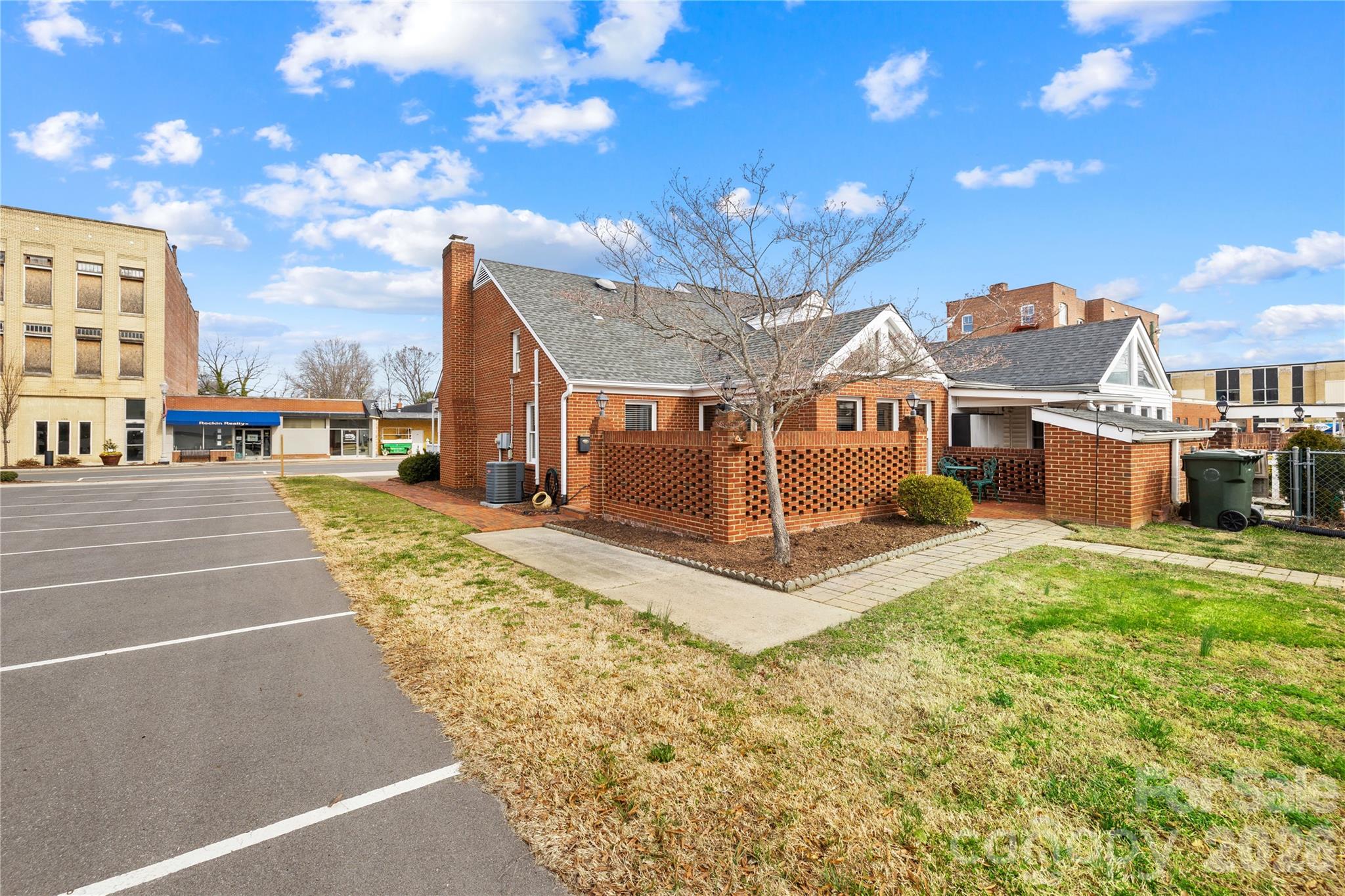 117 West Main Street Cherryville, NC 28021 - Photo 3 of 28