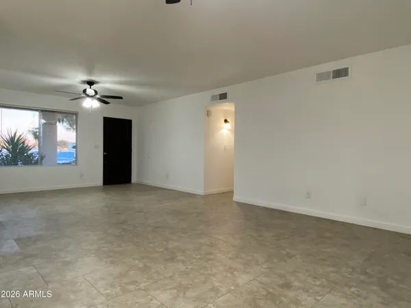$2,300 | 2121 West Sequoia Drive, Phoenix, AZ 85027