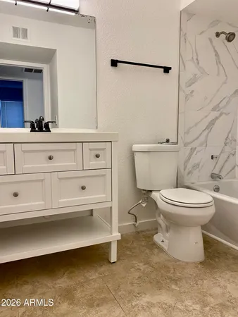 $2,300 | 2121 West Sequoia Drive, Phoenix, AZ 85027