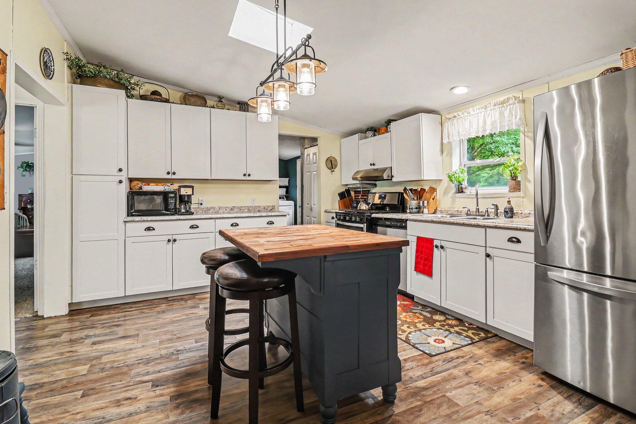 4791 East Fox Road Hart, MI 49420 - Photo 5 of 36 011_file_5851