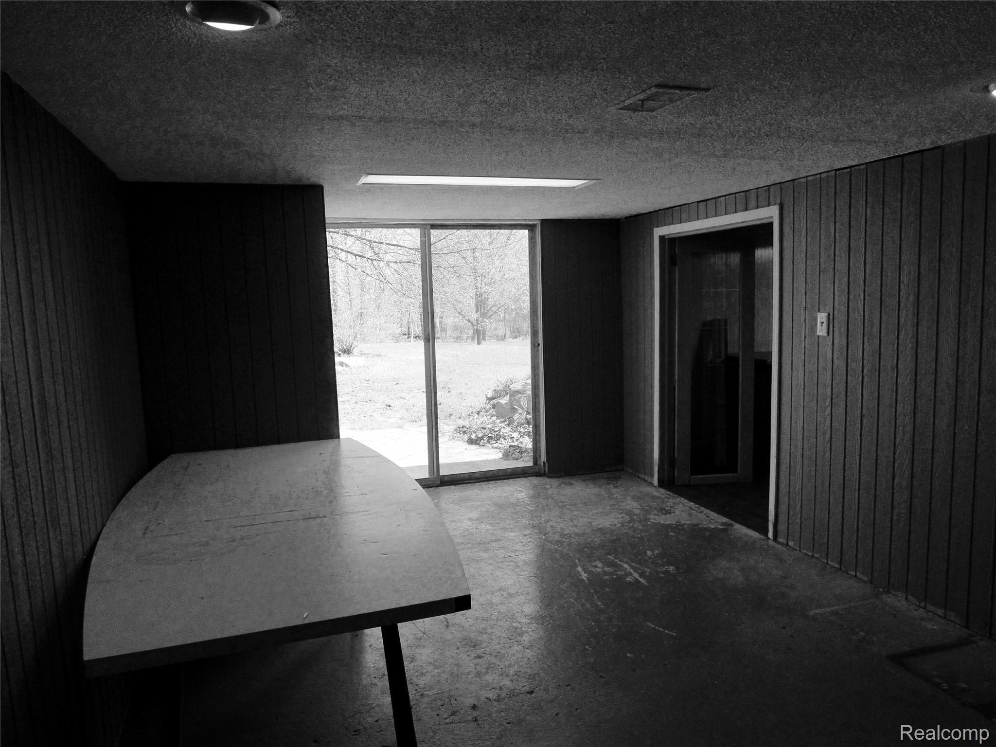10693 Rattalee Lake Road Davisburg, MI 48350 - Photo 22 of 29 IMG_1053.JPG