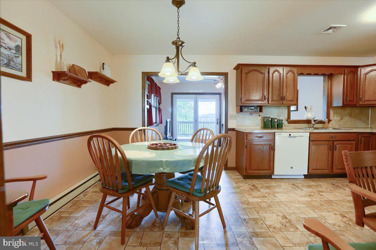 247 Rock Point Road Marietta, PA 17547 - Photo 10 of 31 Gallery Image 10