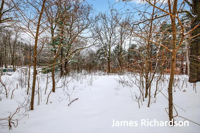 $319,900 | 11521 144th Avenue, West Olive, MI 49460