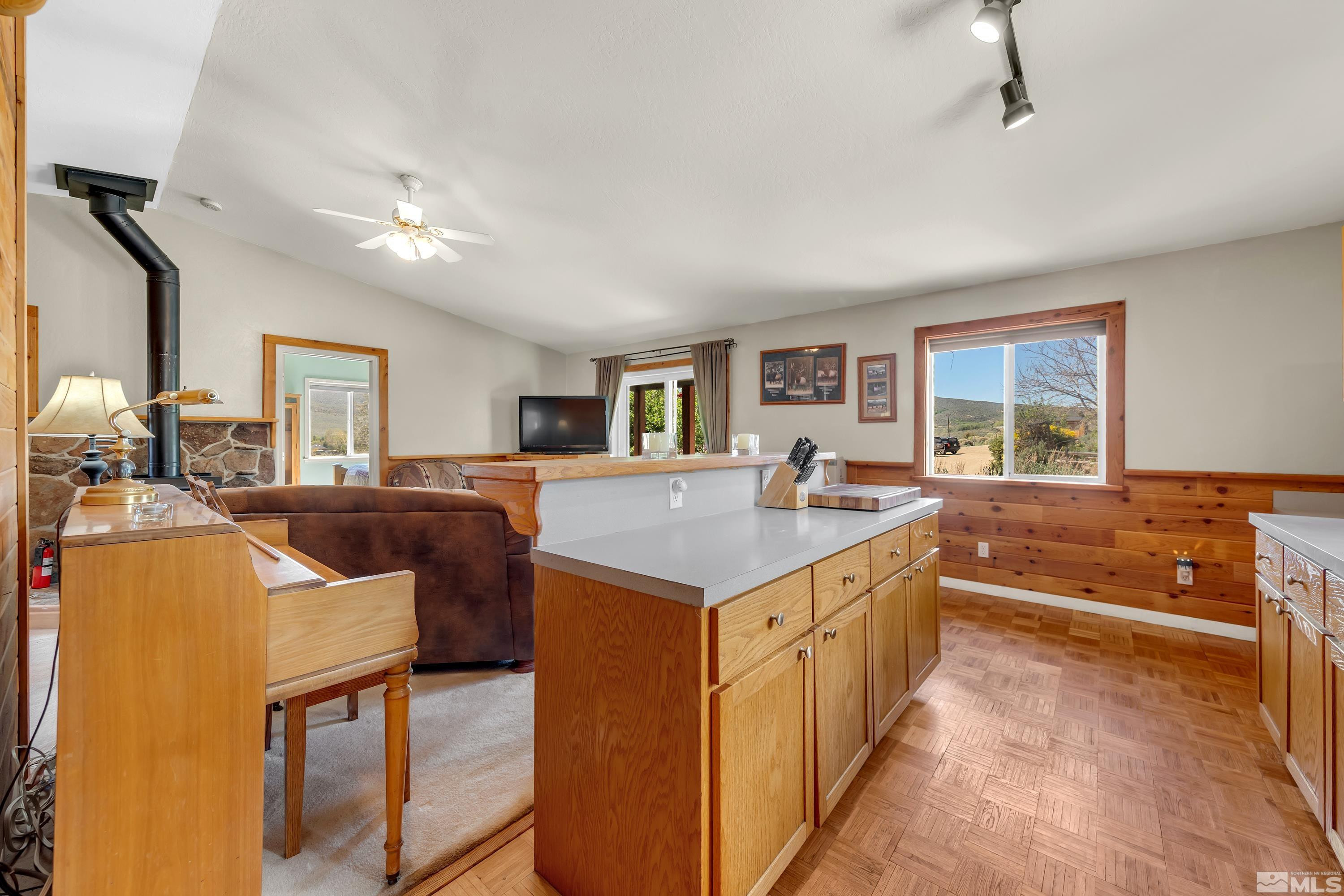14865 North Red Rock Road Reno, NV 89508 - Photo 21 of 43 Kitchen