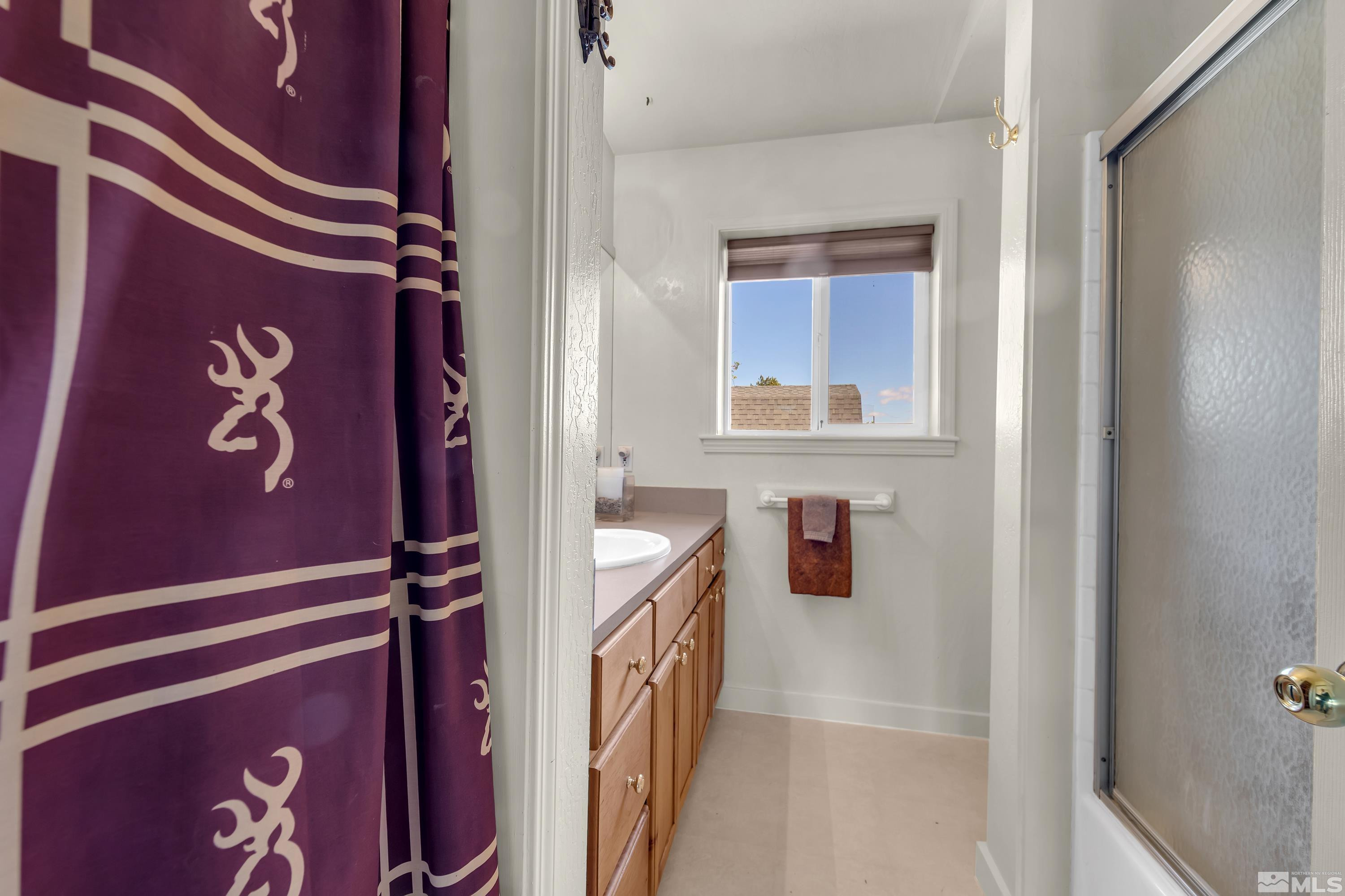 14865 North Red Rock Road Reno, NV 89508 - Photo 24 of 43 Bathroom