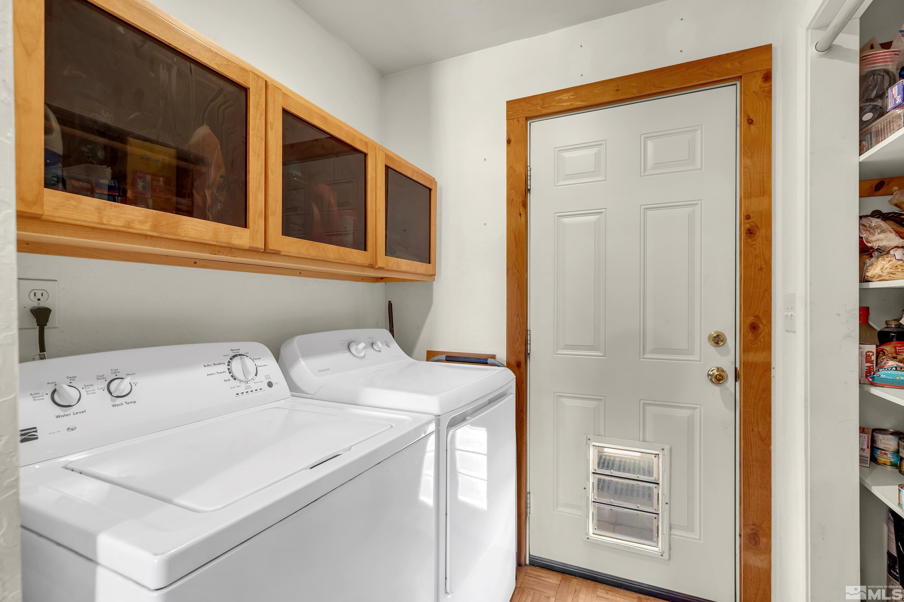 14865 North Red Rock Road Reno, NV 89508 - Photo 30 of 43 Laundry Room