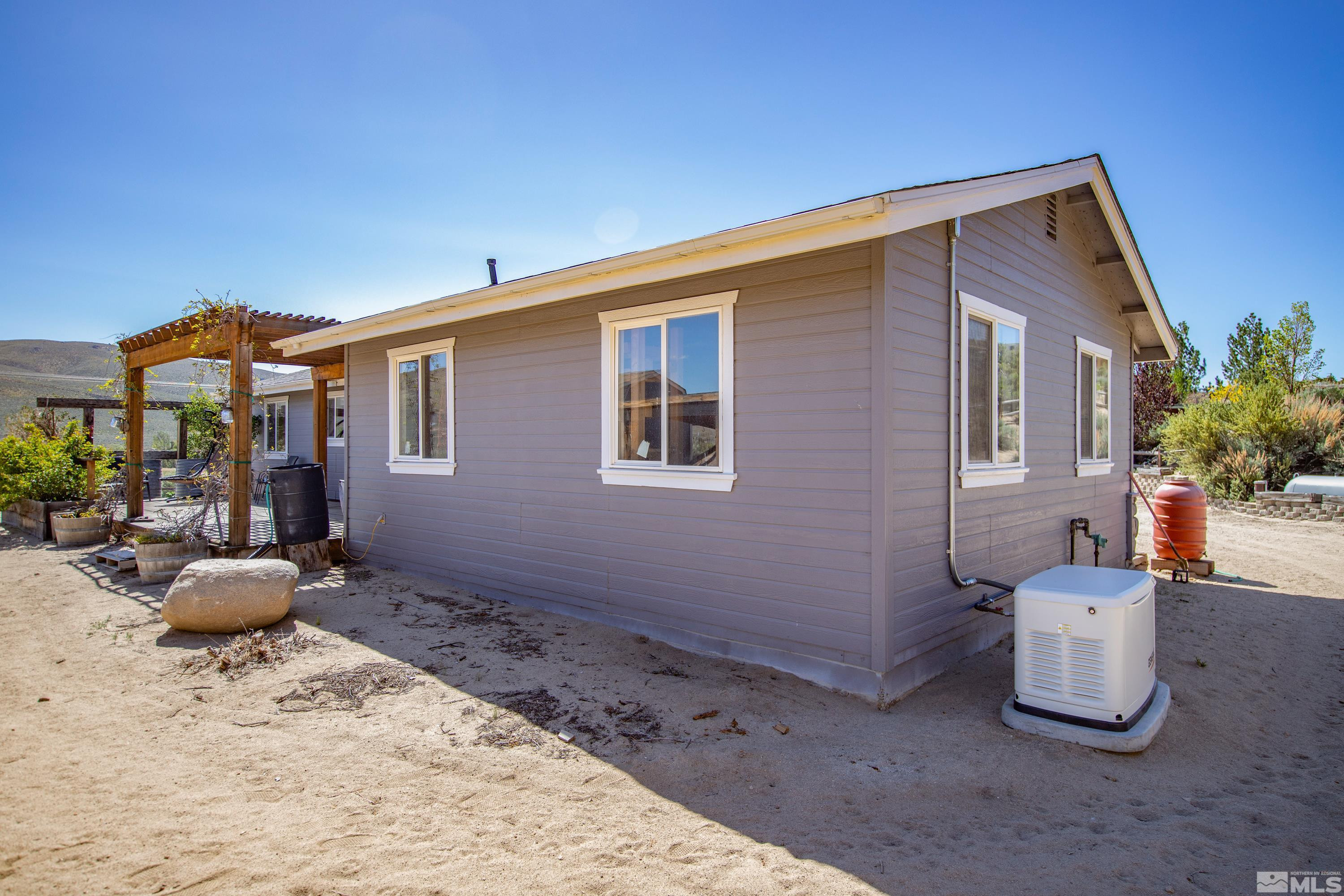 14865 North Red Rock Road Reno, NV 89508 - Photo 10 of 43 Side Yard