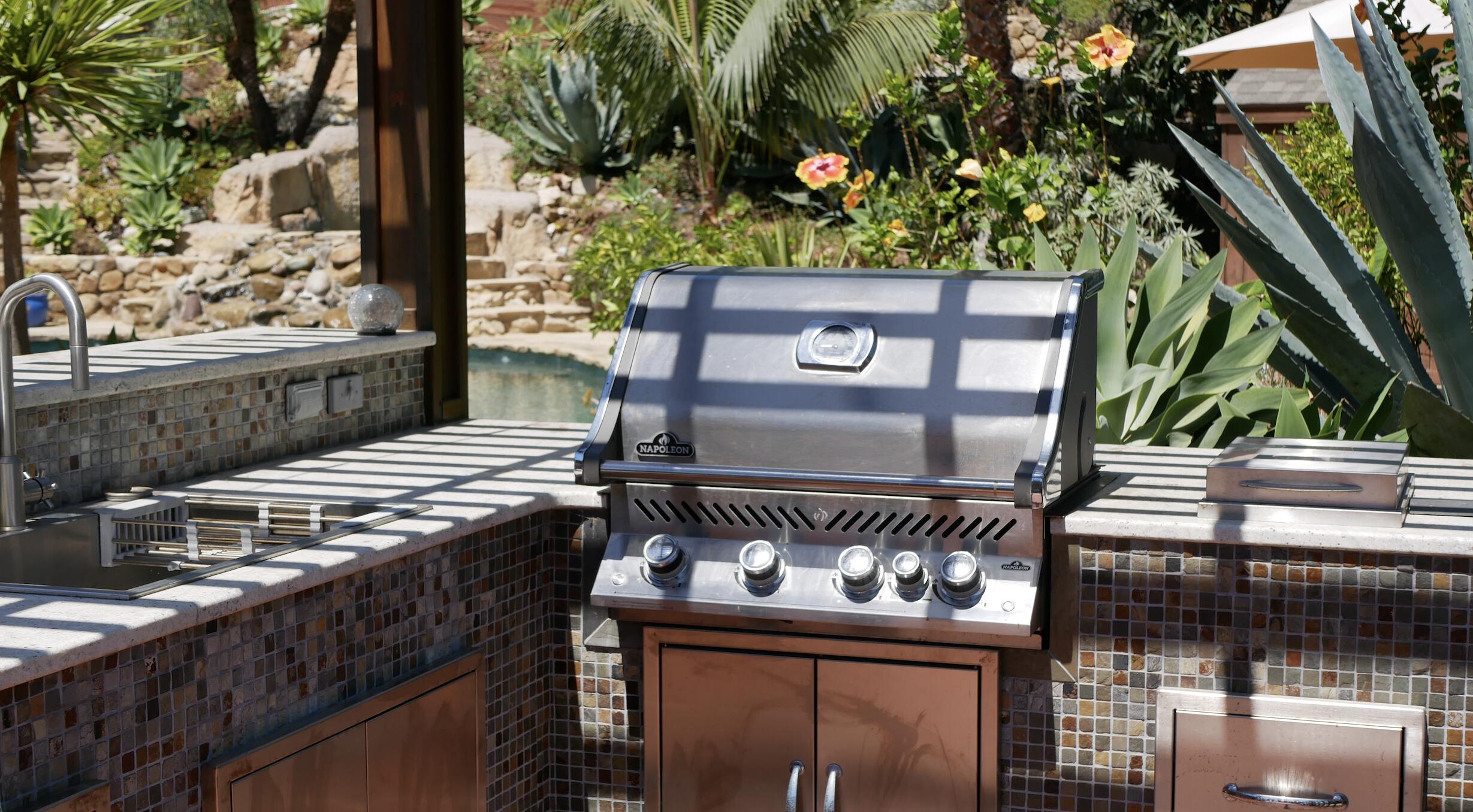 1428 Manitou Road Santa Barbara, CA 93105 - Photo 32 of 59 Poolside BBQ View